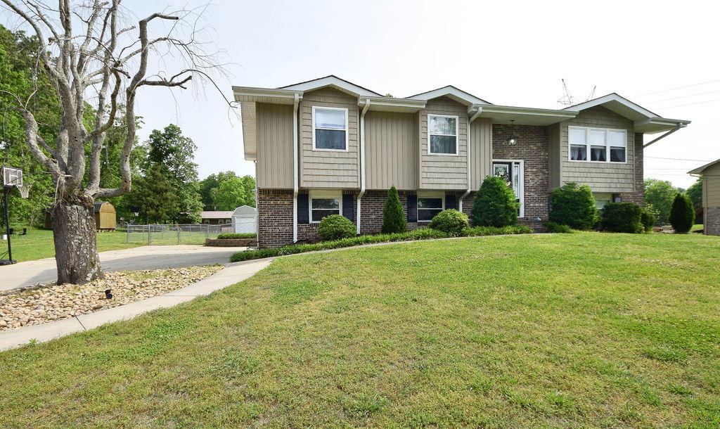 200 Bland Dr - Photo 1