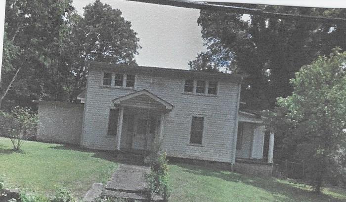 204 Villanow St - Photo 1