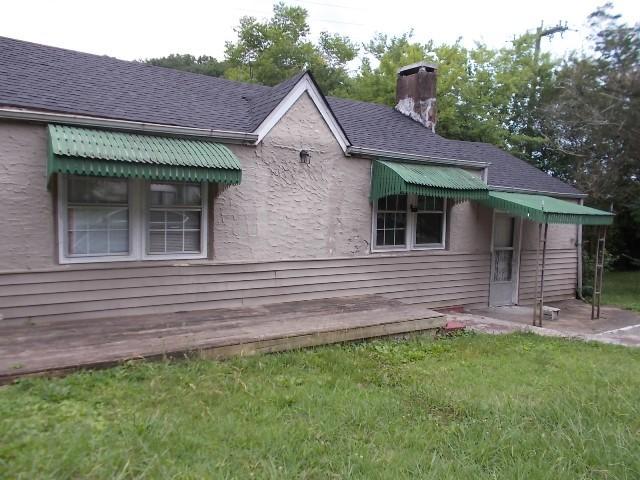 411 Gordon Ave - Photo 1