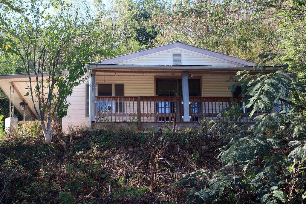 1353 Back Valley Rd - Photo 1