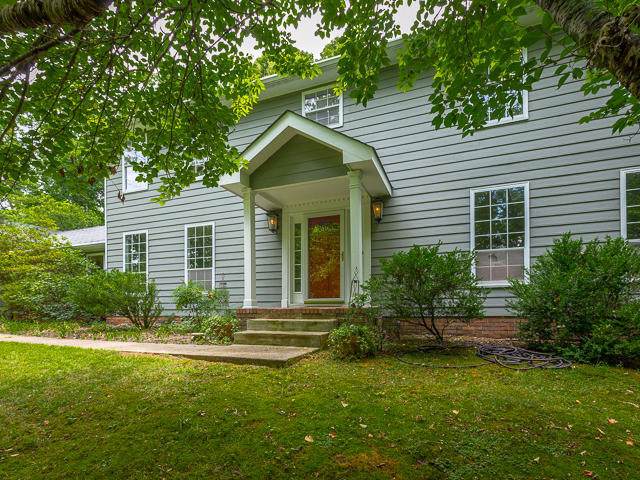 1034 River Hills Dr - Photo 1