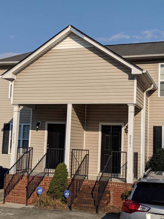 9061 Haileys Pond Dr - Photo 1