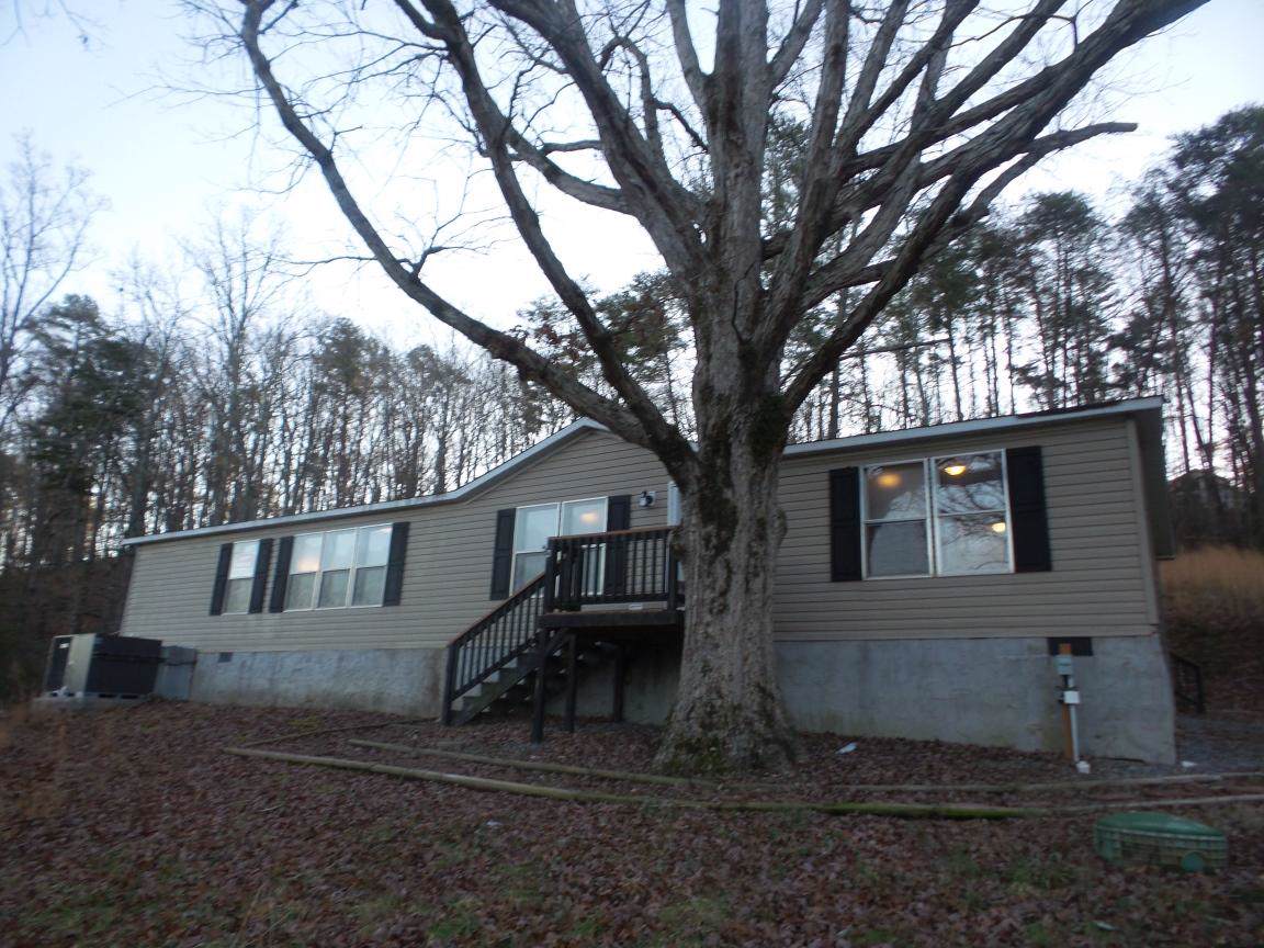 960 White Oak Rd - Photo 1