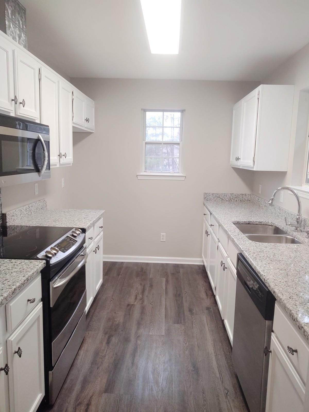 221 Potts Rd - Photo 1