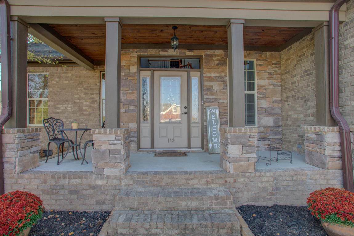 142 Winding Glen Dr - Photo 1