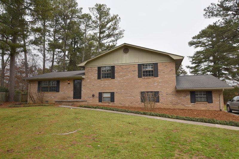 4028 Tomahawk Cir - Photo 1