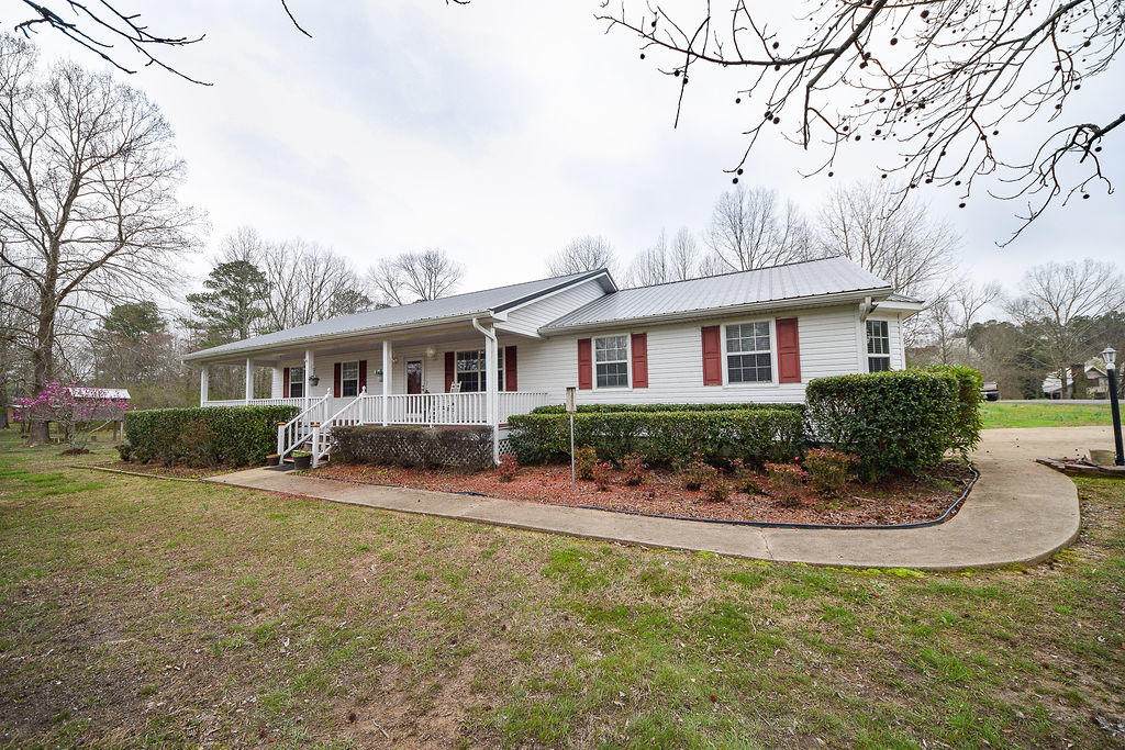 1013 Horton Rd - Photo 1