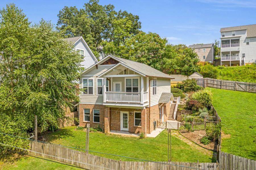 508 Druid Ln - Photo 1