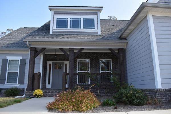 7378 Blackstone Dr - Photo 1