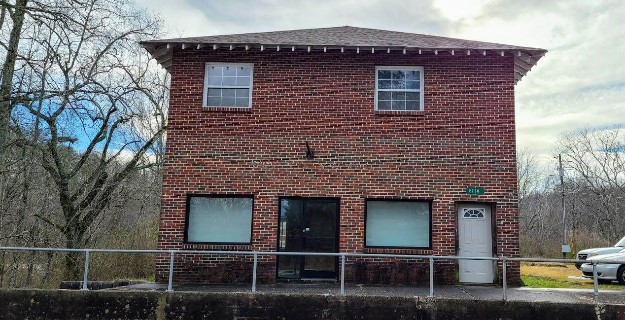 2220 Main St - Photo 1