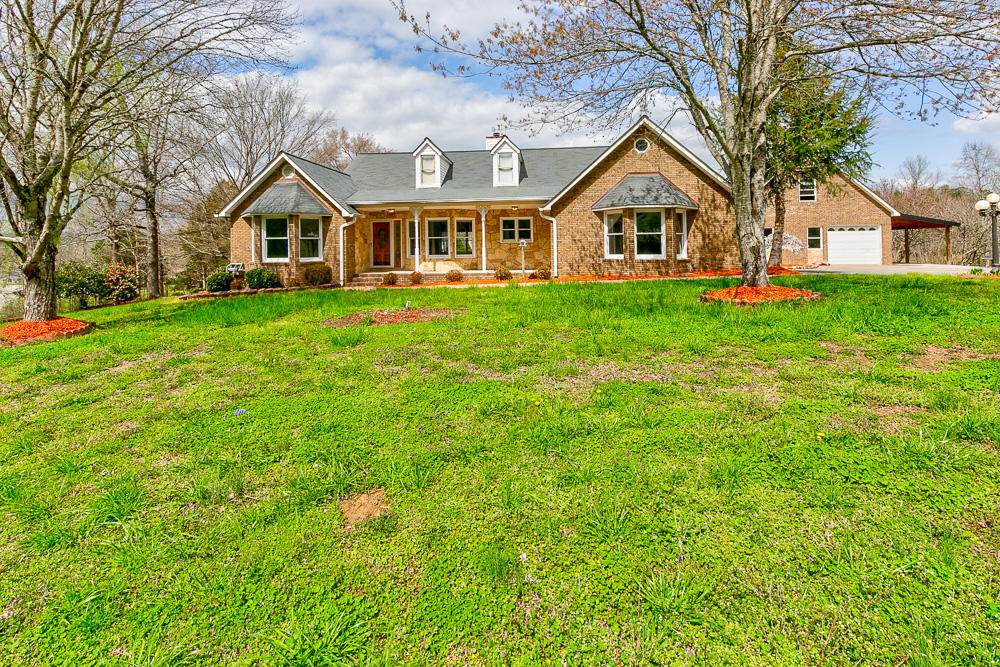 61 Rains Cir - Photo 1
