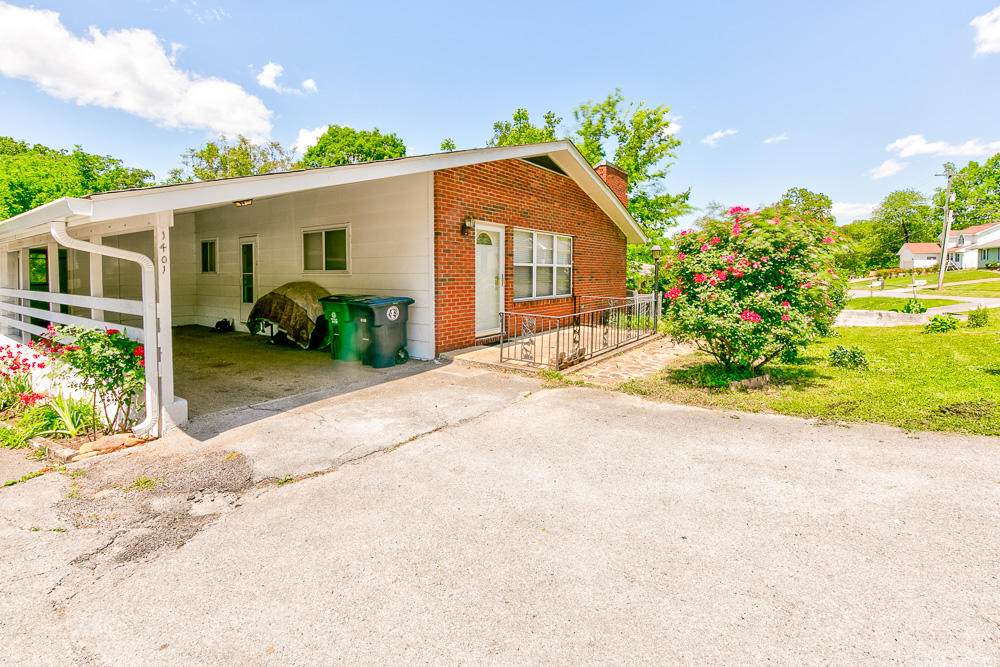1401 John Ross Rd - Photo 1