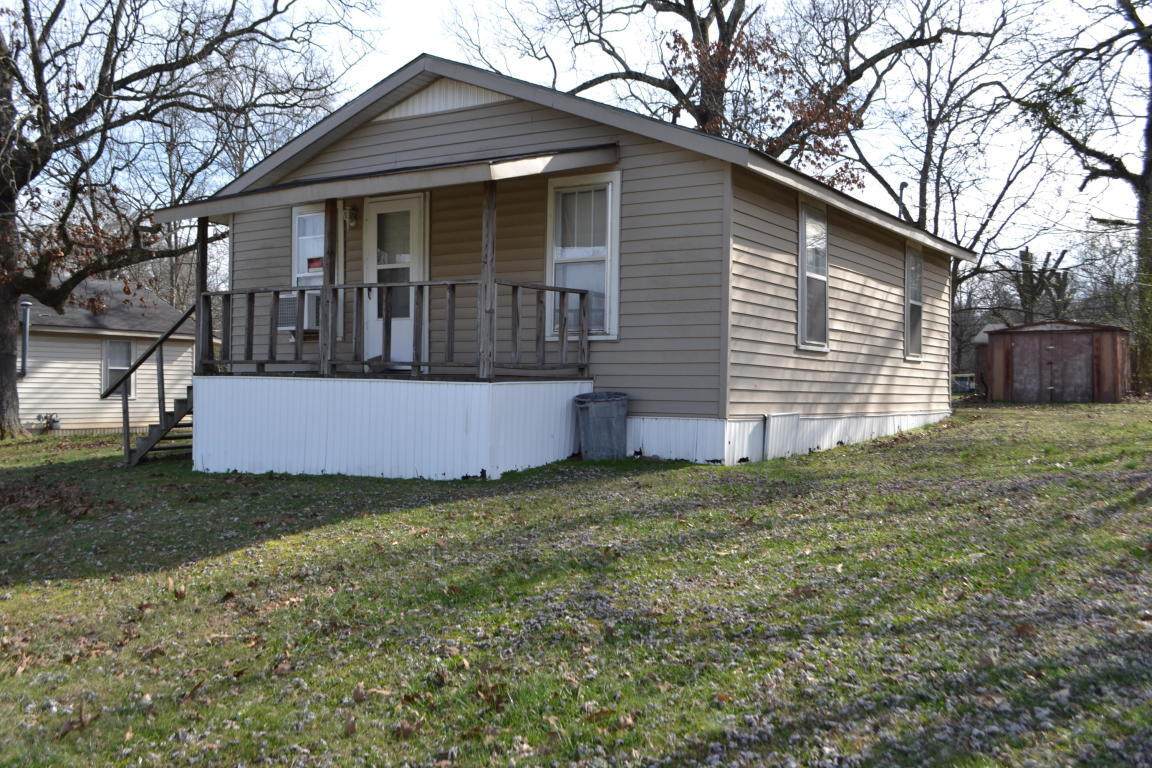 1008 Aldhouse Ave - Photo 1
