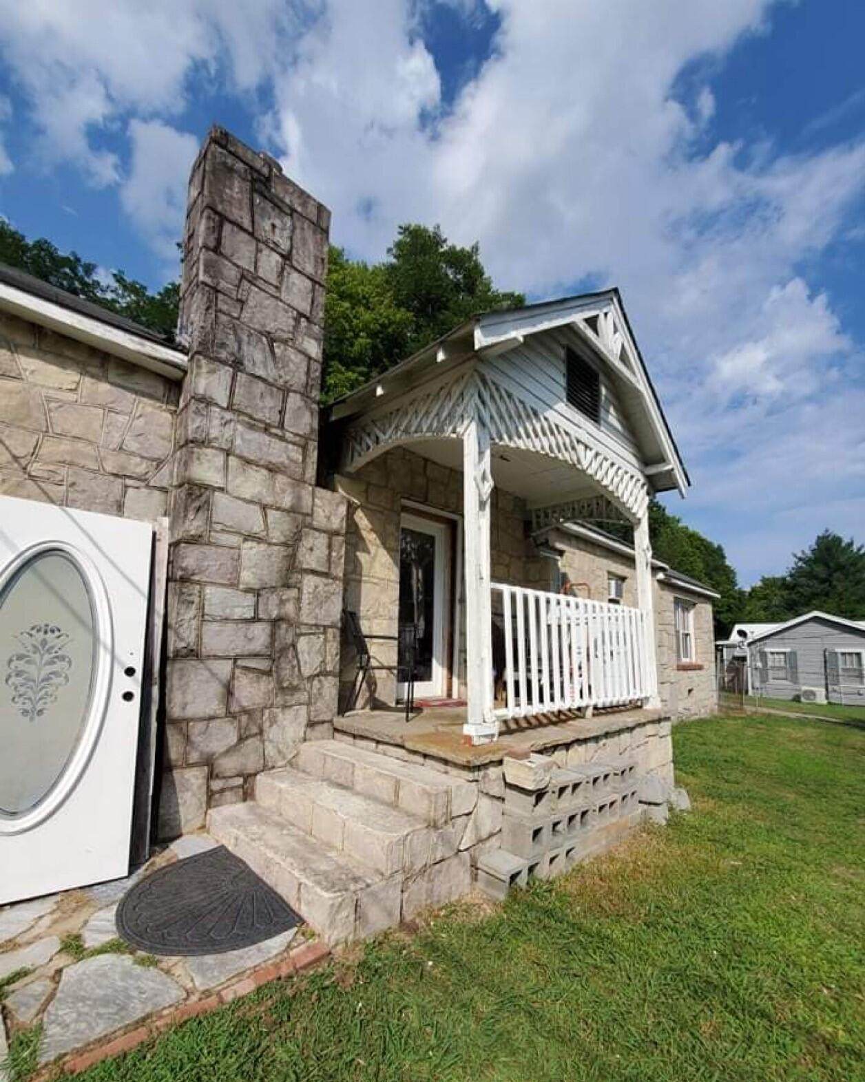 https://bt-photos.global.ssl.fastly.net/chattanooga/orig_boomver_1_1339357-2.jpg