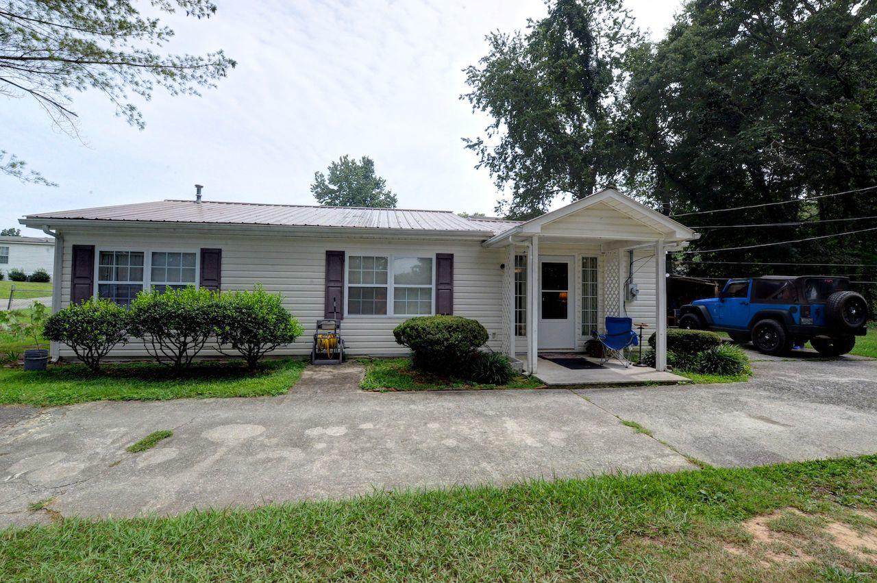 142 Sun Dr - Photo 1