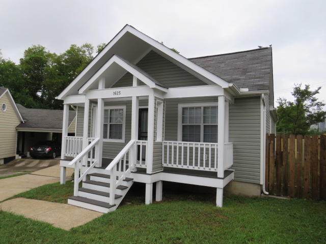 1625 Hickory Pl - Photo 1
