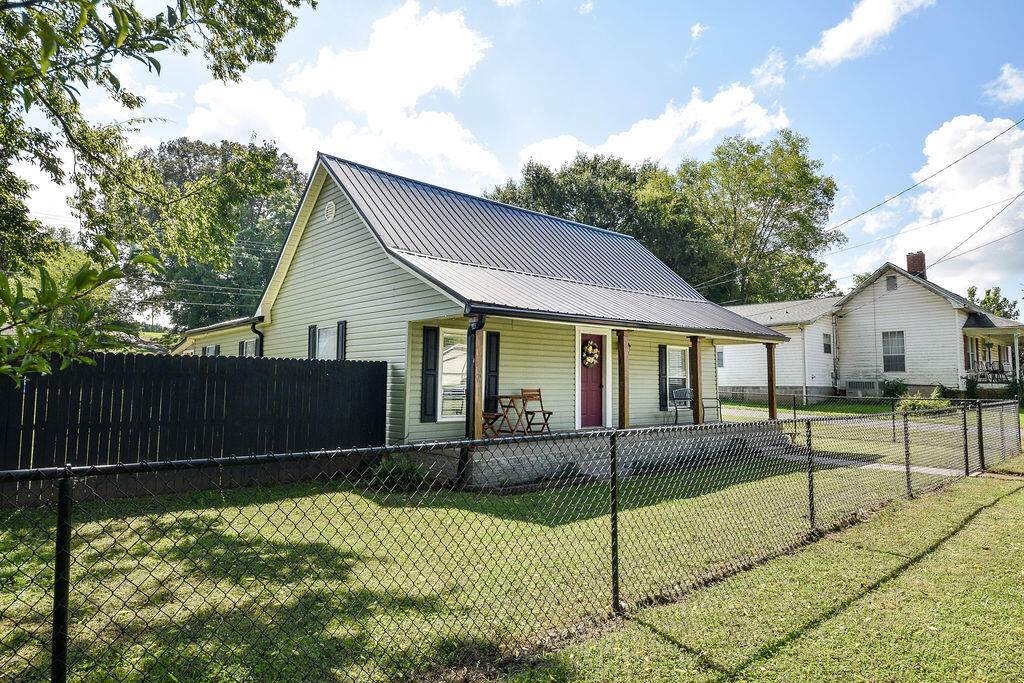 115 Main St - Photo 1