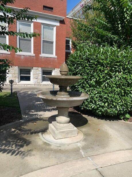 16 Euclid Ave - Photo 1