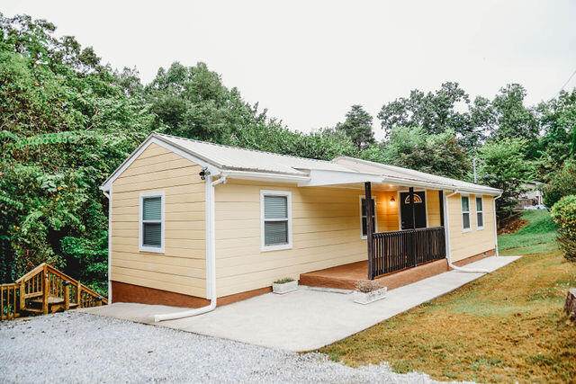 994 Ridgeland Rd - Photo 1