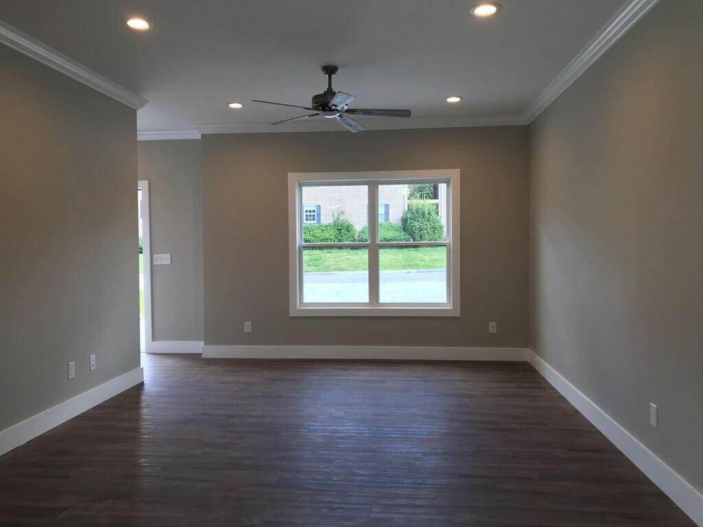 https://bt-photos.global.ssl.fastly.net/chattanooga/orig_boomver_1_1353006-2.jpg