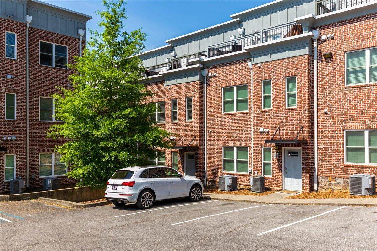 221 Delmont St - Photo 1