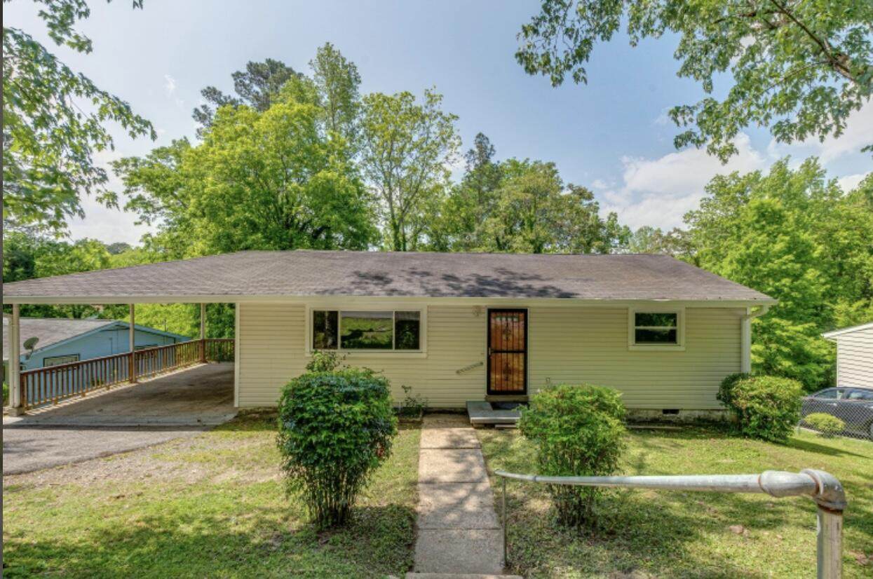 1409 Lillian Ln - Photo 1