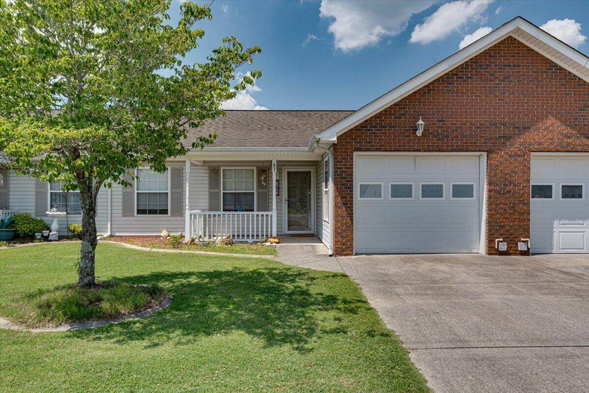 83 Flagstone Dr - Photo 1