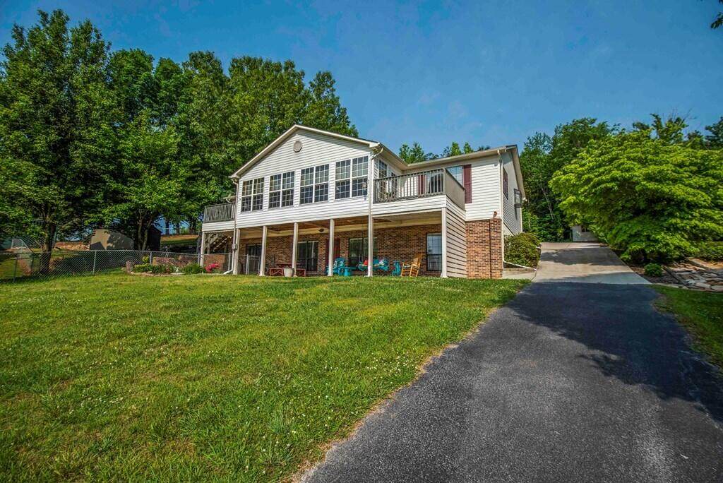 https://bt-photos.global.ssl.fastly.net/chattanooga/orig_boomver_1_1356558-2.jpg