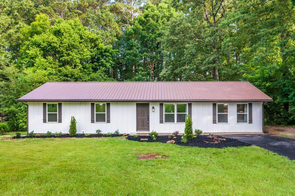 720 Millbrook Cir - Photo 1