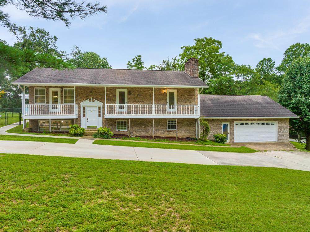 1736 Elsea Rd - Photo 1