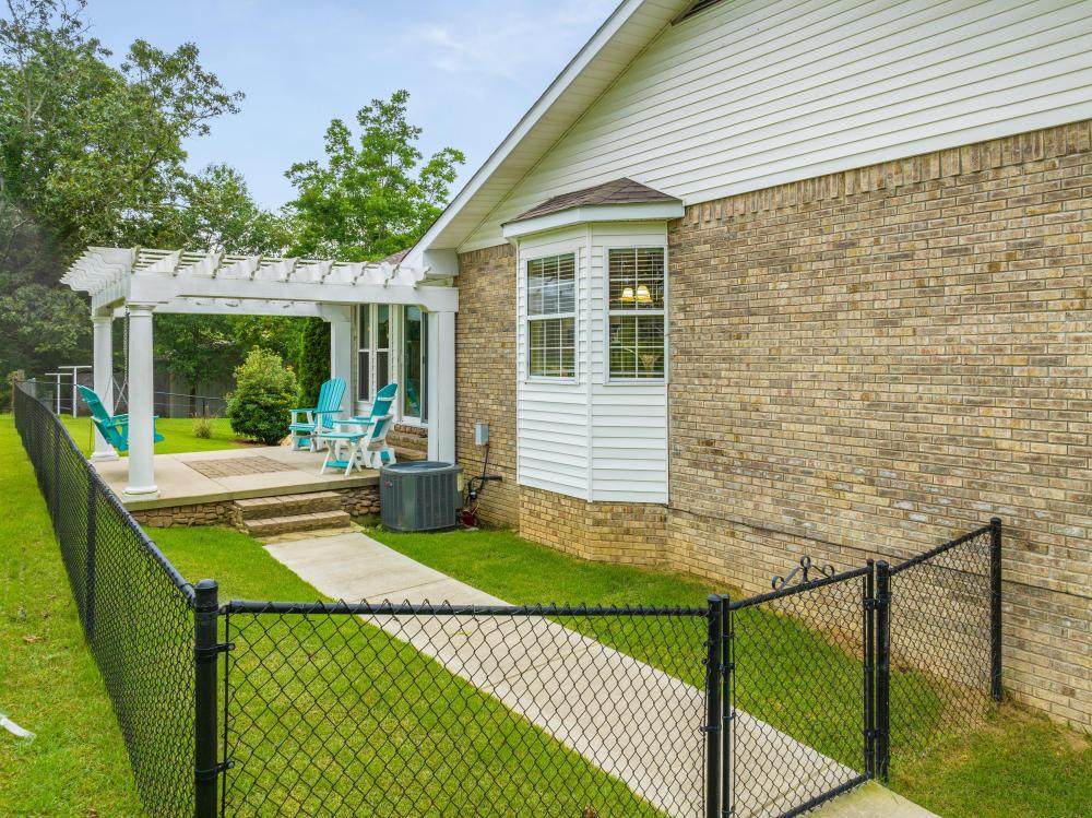 https://bt-photos.global.ssl.fastly.net/chattanooga/orig_boomver_1_1360892-2.jpg