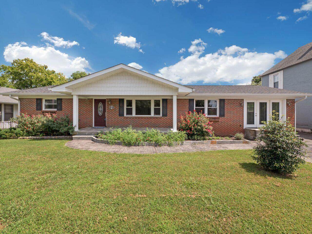212 Island Ave - Photo 1