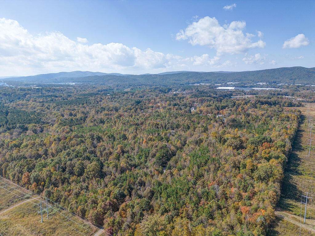 179 Valley Point Dr - Photo 1