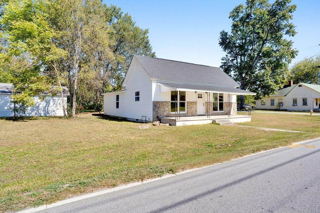 111 Leggett Rd - Photo 1