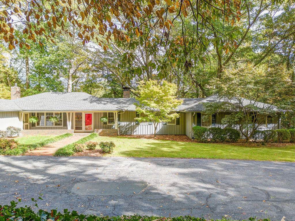 701 Ridgewood Ln - Photo 1
