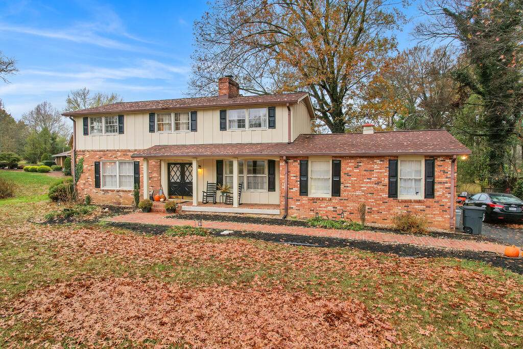 190 Cherokee Rd - Photo 1