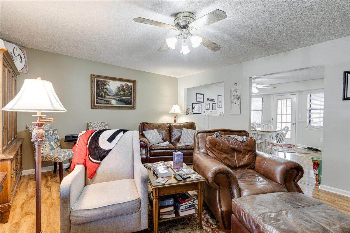 https://bt-photos.global.ssl.fastly.net/chattanooga/orig_boomver_1_1366020-2.jpg