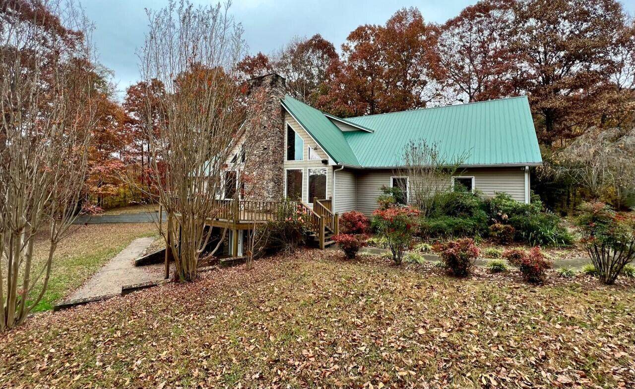 2075 Sugar Creek Rd - Photo 1