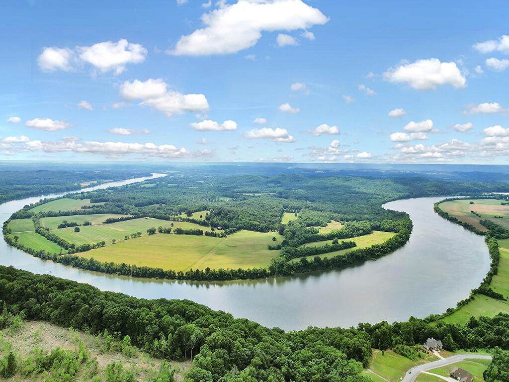 https://bt-photos.global.ssl.fastly.net/chattanooga/orig_boomver_1_1366632-2.jpg