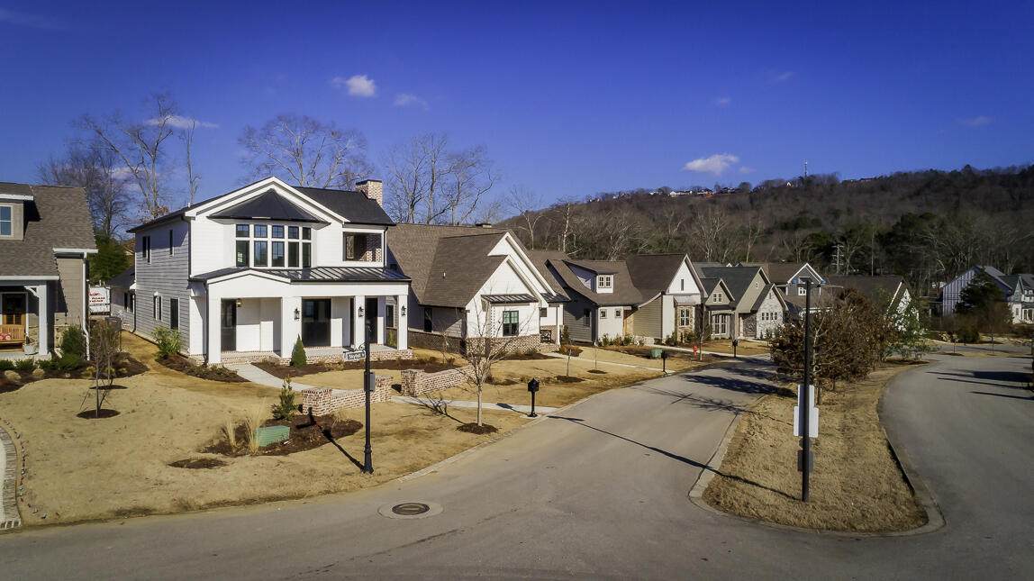 https://bt-photos.global.ssl.fastly.net/chattanooga/orig_boomver_1_1367099-2.jpg