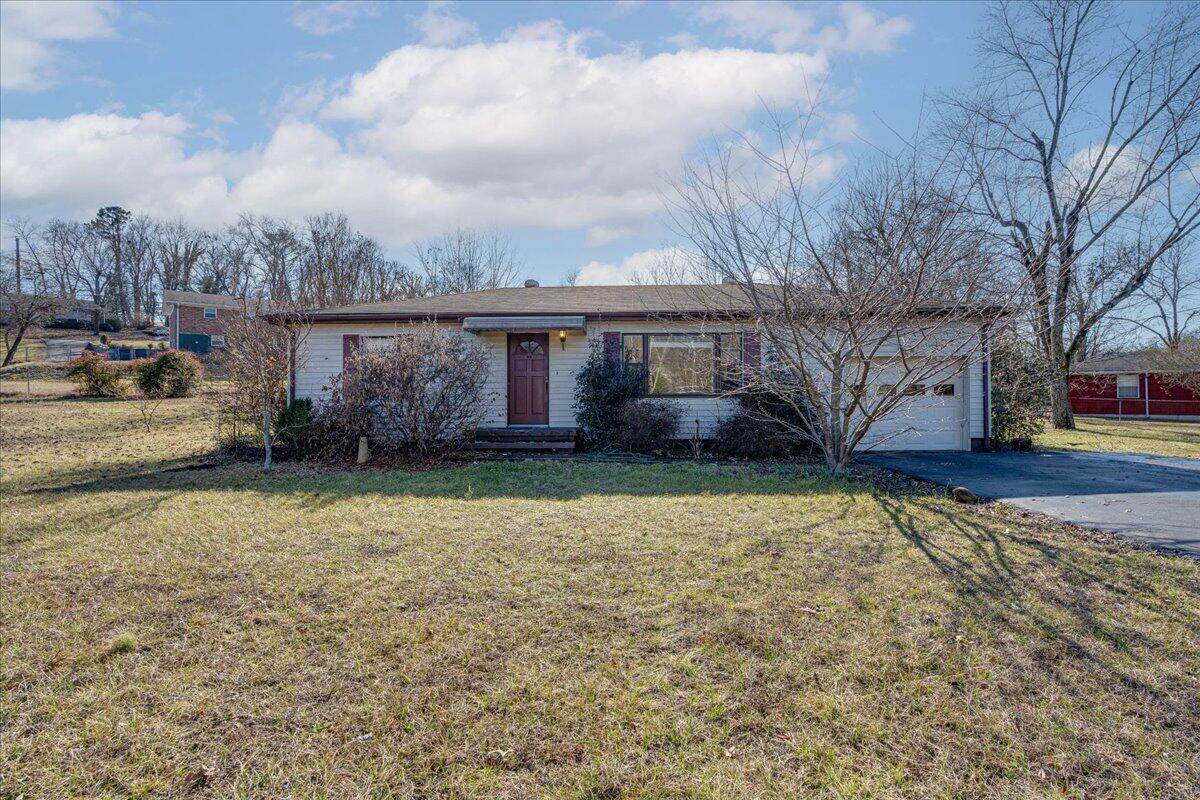 1426 Ely Rd - Photo 1