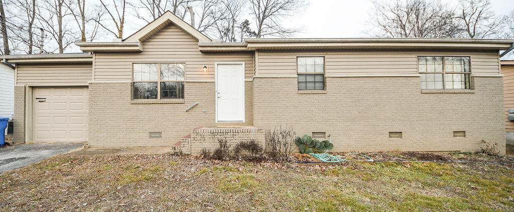 8315 Iris Dr - Photo 1