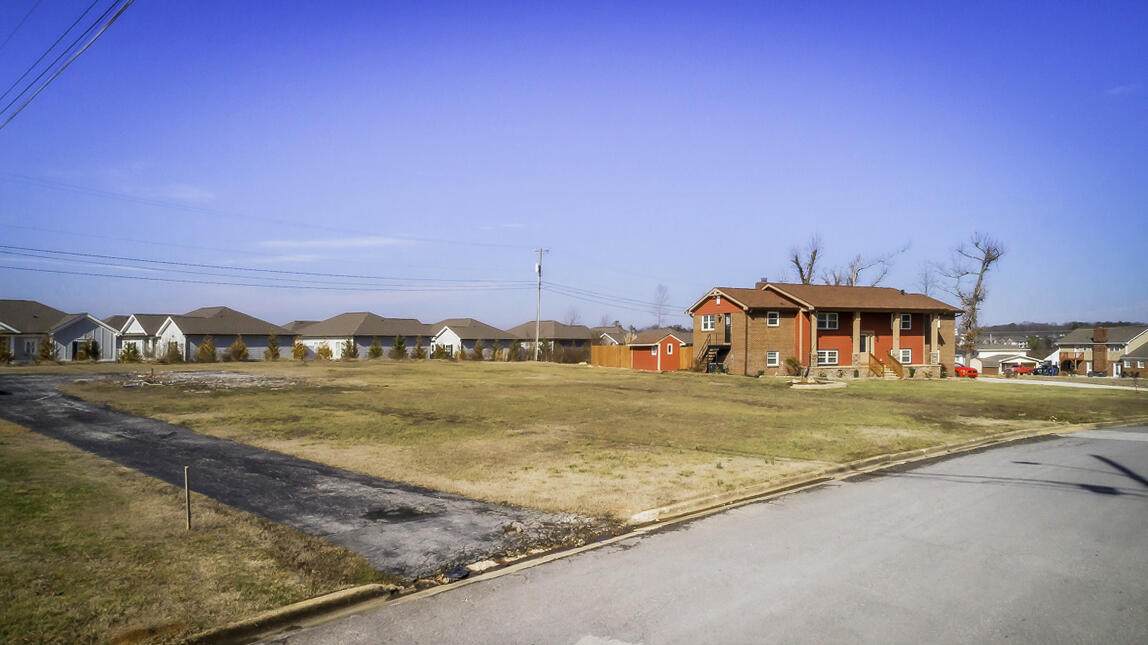 https://bt-photos.global.ssl.fastly.net/chattanooga/orig_boomver_1_1367387-2.jpg