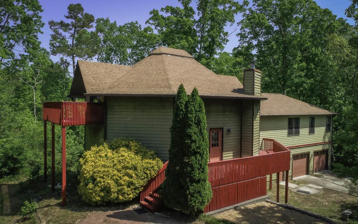 261 Holly Dr - Photo 1