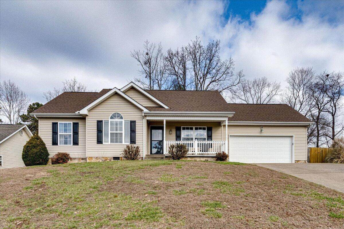 305 Celestial Ln - Photo 1