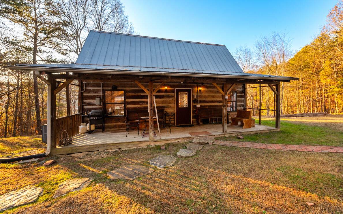 870 Rocky Top Ln - Photo 1
