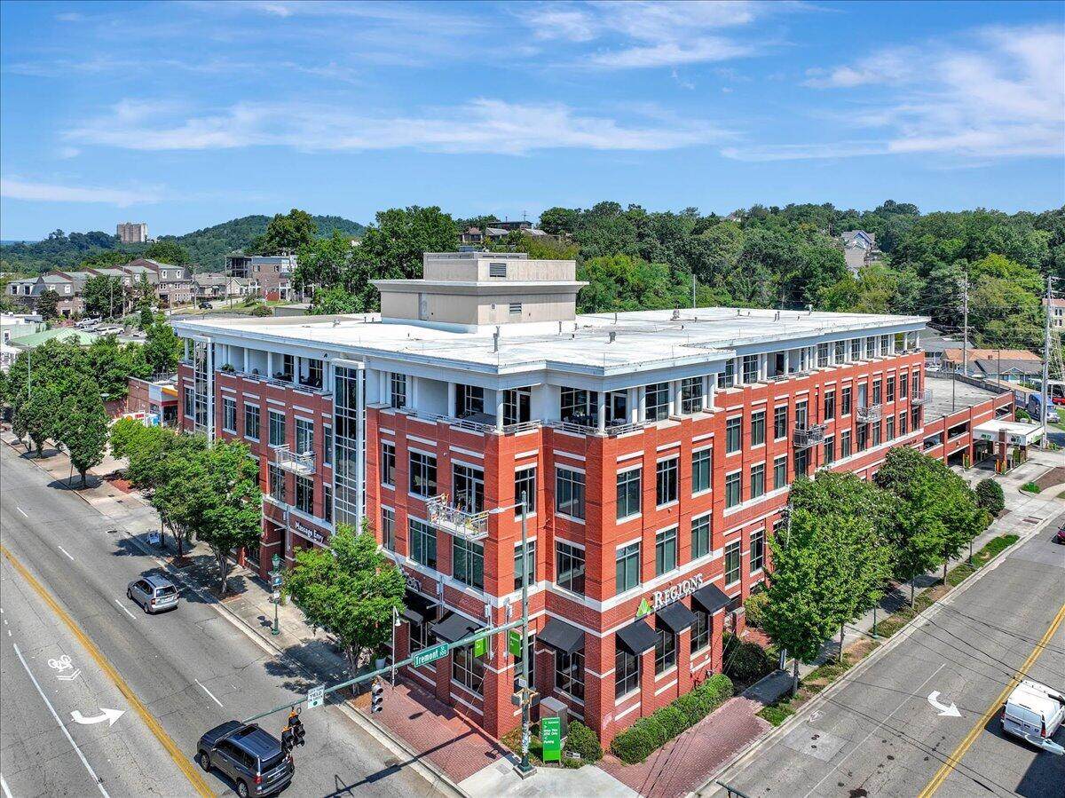 https://bt-photos.global.ssl.fastly.net/chattanooga/orig_boomver_1_1397057-2.jpg