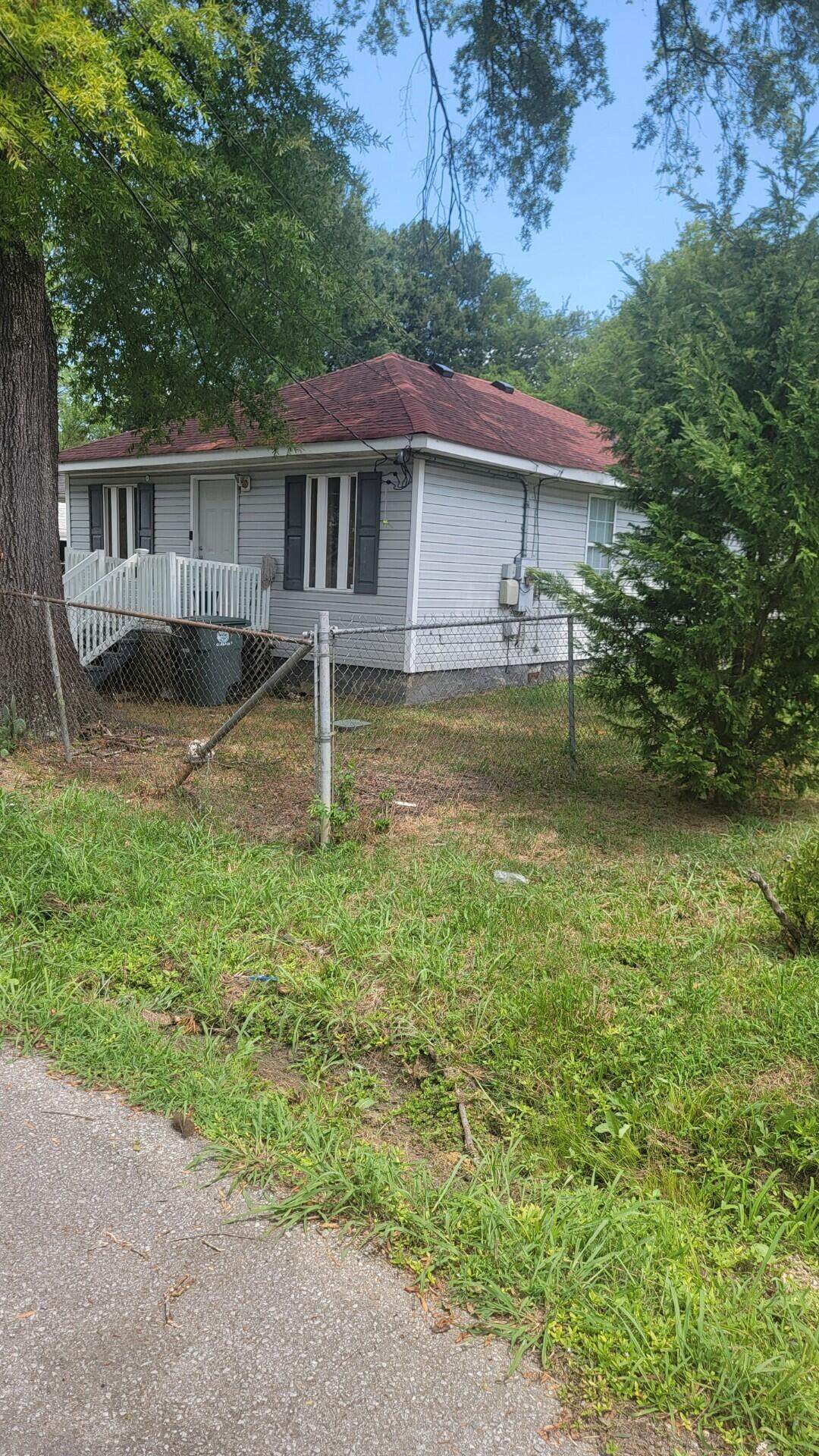 https://bt-photos.global.ssl.fastly.net/chattanooga/orig_boomver_1_1397276-2.jpg