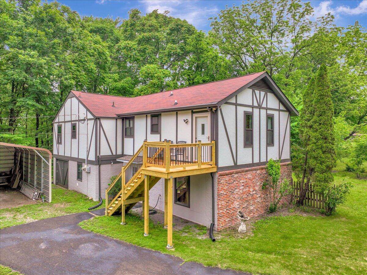 4711 Curtis Circle - Photo 1