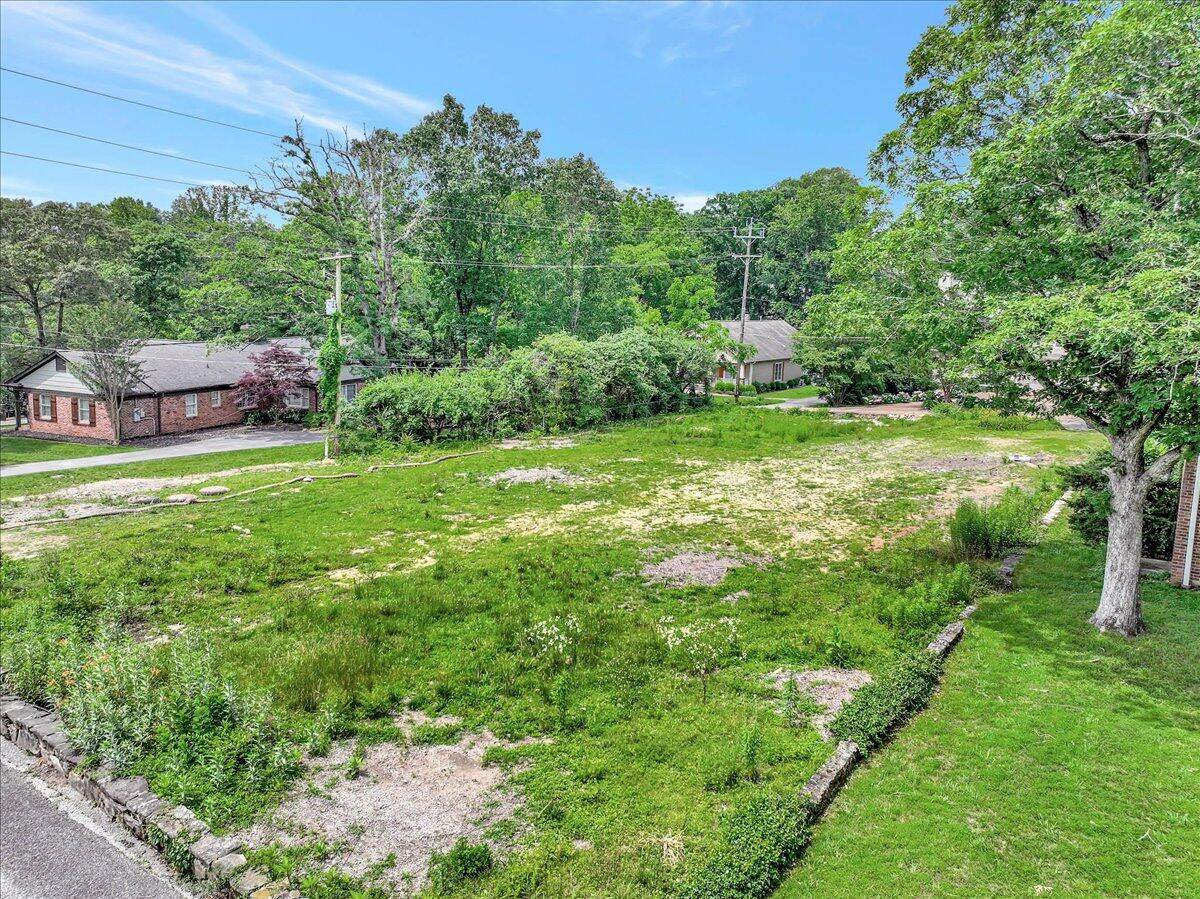 118 Fleetwood Drive - Photo 1